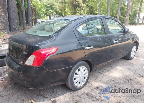 2012 Nissan Versa 1.6 Sv z USA, uszkodzony, nr VIN 3N1CN7AP1CL817619